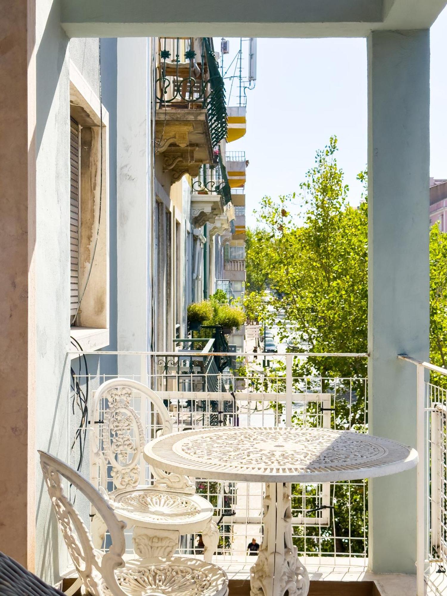 Lu Cordeiro Apartment Lissabon